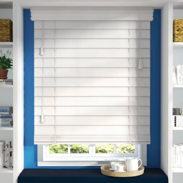 Would you like to opt for these blinds? Just choose a supplier that offers a fast delivery of your products.